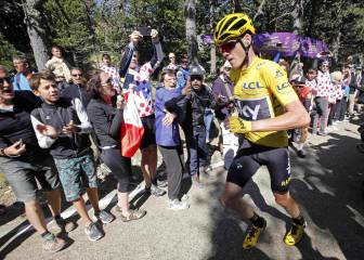 Caos en el Tour: Froome corrió a pie y pierde el maillot amarillo