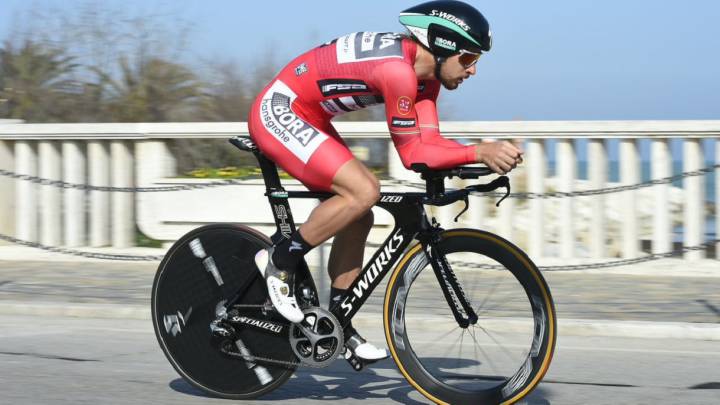 Peter Sagan rueda durante la contrarreloj en la última etapa de la Tirreno-Adriático.
