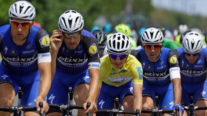 Tom Boonen, junto a Julian Alaphilippe y sus compañeros del equipo Etixx Quick-Step durante el pasado Tour de California.