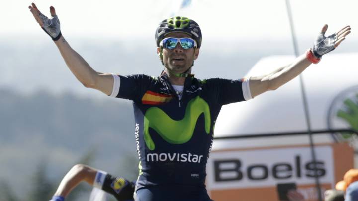 Alejandro Valverde celebra su victoria en la edición de 2016 de la Flecha Valona.