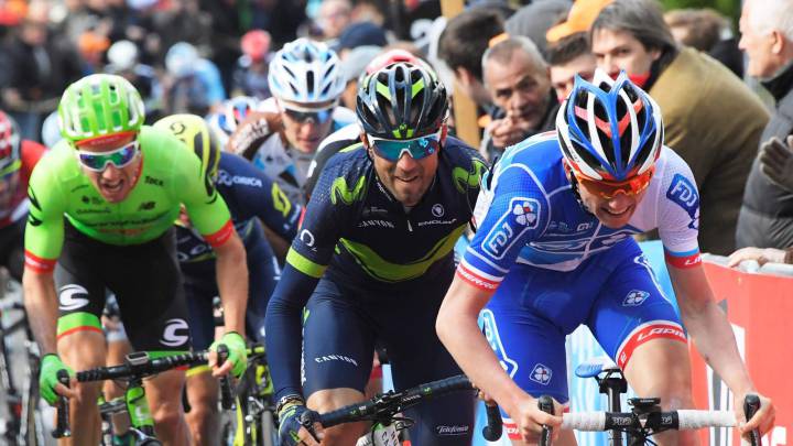 Valverde, a por su 4º triunfo en una Lieja con el Astana de luto