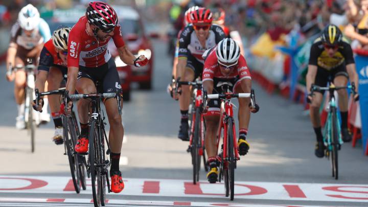 Thomas de Gent festeja su victoria en la 19º etapa de la Vuelta a España 2017.