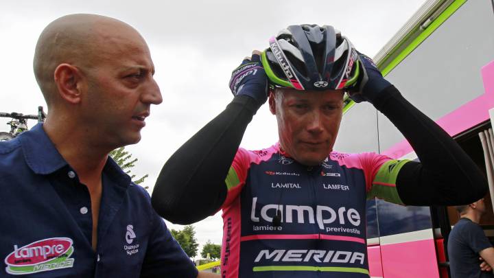 Joxean Fernández 'Matxin' da órdenes durante su etapa como técnico del Lampre-Merida.