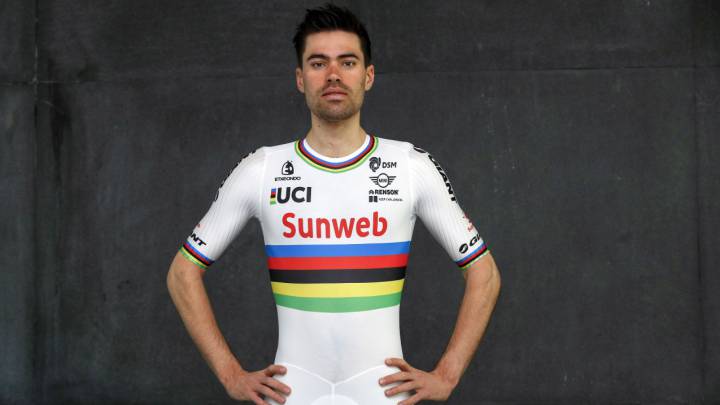 Dumoulin ya luce el maillot arcoíris de campeón del mundo