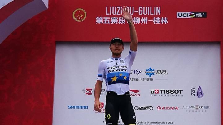 Trentin gana la quinta etapa en Guangxi en un accidentado final