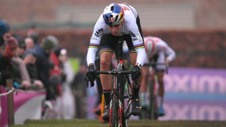 Van Aert: "Con mi maillot, no debo perseguir siempre"
