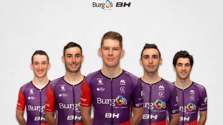 Imagen del maillot del Burgos-BH para la temporada 2019, en el que predomina el color morado.