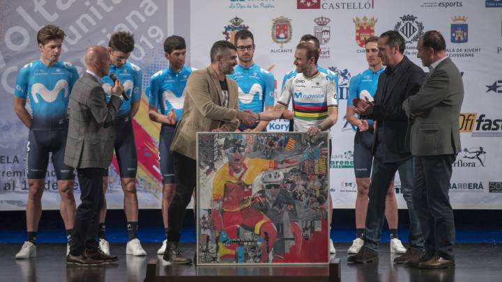 Valverde defiende título en Valencia vestido de arcoíris