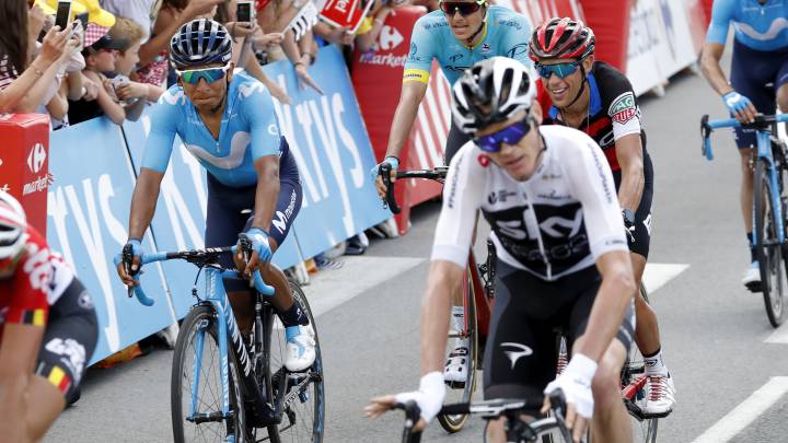 Nairo Quintana y Chris Froome llegan juntos a meta durante una etapa del Tour de Francia.