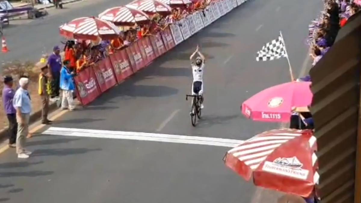 Ciclismo: lapsus de Marcos en la Vuelta a Tailandia: celebró de nuevo una victoria por error - AS.com