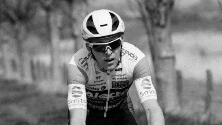 El ciclista holandés Robbert de Greef, con el maillot del Alecto Cycling Team.