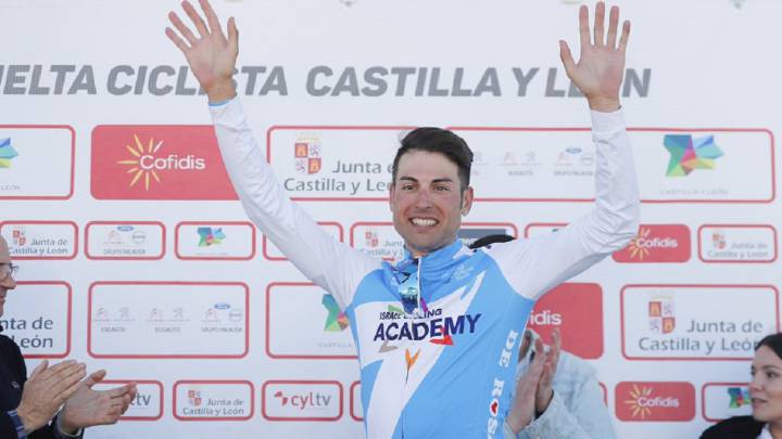 Enrique Sanz gana la última etapa y Cimolai, la Vuelta