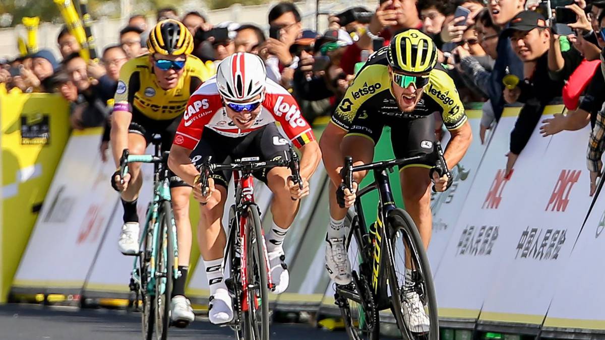 Ewan se impone en Shanghái con un combativo Bernal - AS