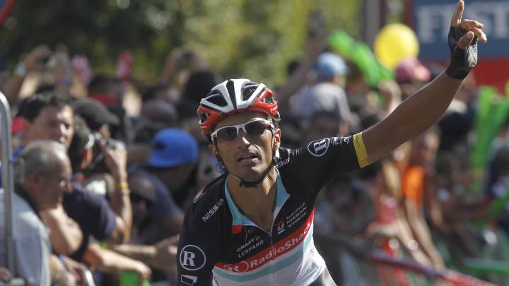 Daniele Bennati celebra su victoria en la decimoctava etapa de la Vuelta a España 2012 con final en Valladolid.