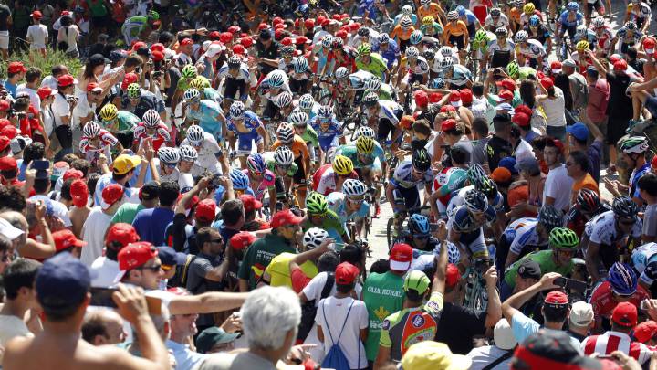 El Tourmalet y Ézaro brillarán en una Vuelta que mira al norte