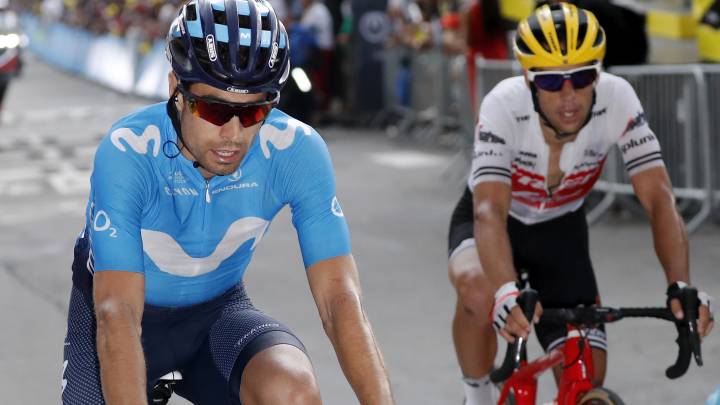 Mikel Landa llega a la meta de Valloire en la 18ª etapa del Tour de Francia 2019.