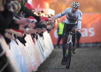 Van der Poel, insaciable, acaba el año con otro triunfo