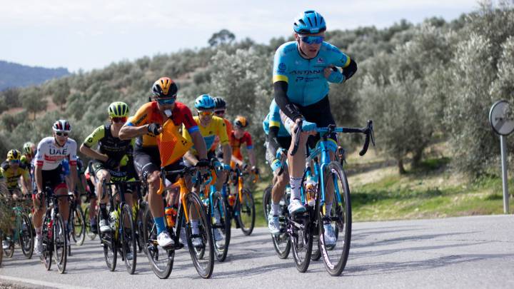 Sigue en directo la tercera etapa de la Vuelta a Andalucía, con un recorrido de 177 kilómetros entre Jaén y Úbeda, hoy 22 de febrero desde las 12:00 en AS.