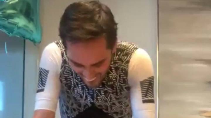 Contador 'teletrabaja': sesión de rodillo en directo en Instagram