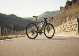 Canyon lanza la Endurance:ON AL, su primera bicicleta eléctrica para carretera