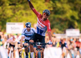 Van der Poel seguirá en la BTT hasta los Juegos de París 2024