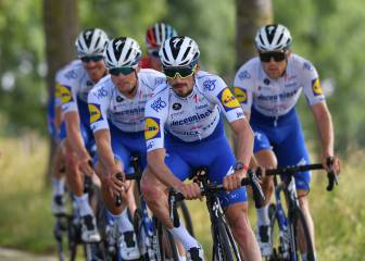 Un estudio asegura que rodar en pelotón favorece los contagios