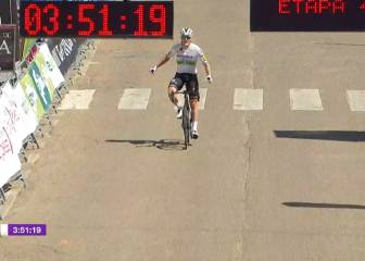 Bennett se impone tras un ataque final: Evenepoel, líder