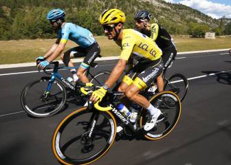 Alaphilippe perdió el amarillo por un avituallamiento ilegal