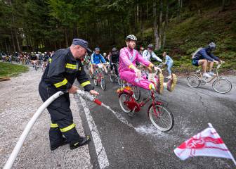 Una carrera de bicicletas Rog Pony en Eslovenia