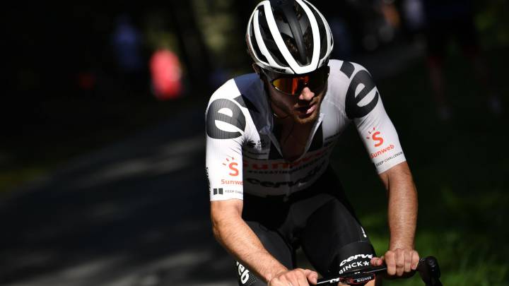 Hirschi: "No pensaba que ganara en el Tour siendo tan joven"