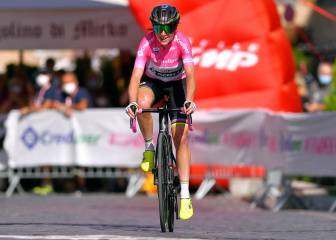 Banks gana la cuarta etapa y Van Vleuten se mantiene líder