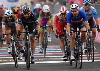 Démare deja a Sagan sin su primera victoria en el Giro