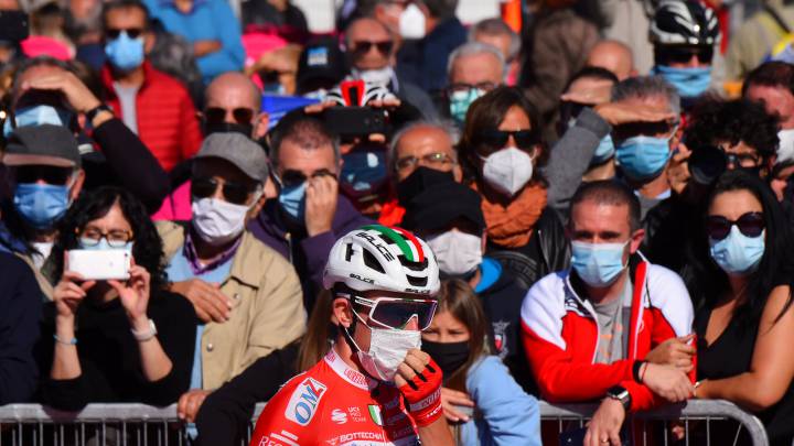 Dos positivos en coronavirus en los test del Giro de Italia