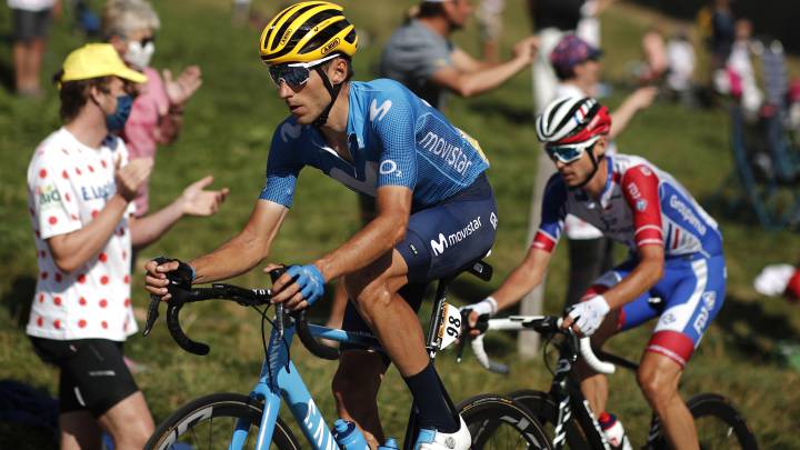 El ciclista del Movistar Carlos Verona rueda durante una etapa del Tour de Francia 2020.