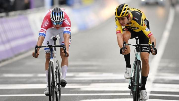 lógica Confinar Es mas que Gilbert: "Van der Poel y Van Aert no tienen más vida que el ciclismo" -  AS.com