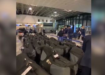 Así es un viaje del equipo Movistar, maletas, bicicletas, equipamento...