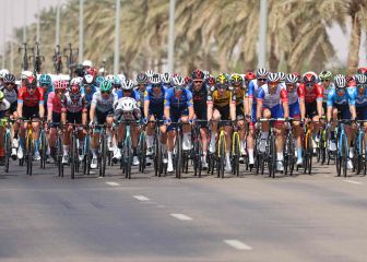 Pogacar se impone ante Yates en la cima de Jebel Hafeet