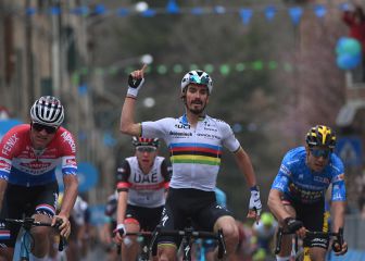 Alaphilippe marca territorio con Mikel Landa muy activo