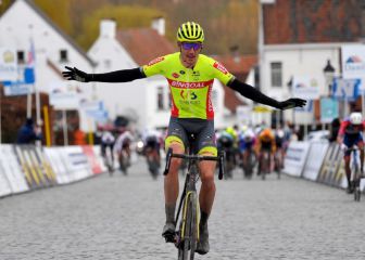 Robeet sorprende desde la fuga con Cavendish por los suelos