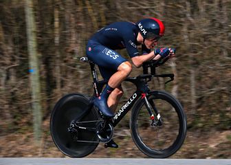 Dennis arrasa en la contrarreloj