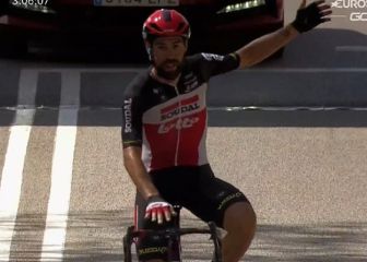 Triplete de Ineos en el podio y triunfo de etapa de De Gendt