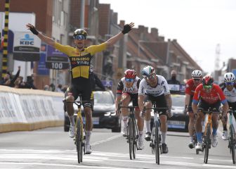 Van Aert avisa para Flandes