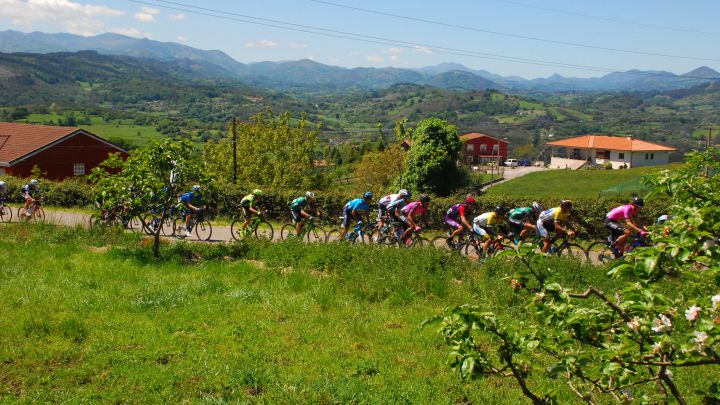 La Vuelta a Asturias 2021 recupera el Alto del Naranco