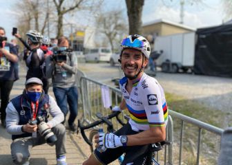 Alaphilippe impone su ley en Huy ante Roglic y Valverde