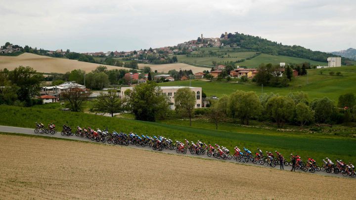 Giro de Italia en directo: Etapa 3 Biella - Canale hoy, en ...
