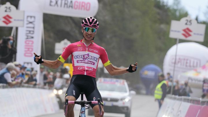 Juan Ayuso se lleva su tercera etapa en el Giro sub-23