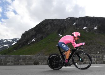 Urán resurge a lo grande para amenazar al líder Carapaz