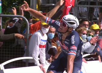 Exhibición de Van der Poel en el Muro de Bretaña