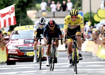 Vingegaard hace humano a Pogacar en el Mont Ventoux