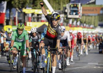 Van Aert frustra a Cavendish y Pogacar se corona en París